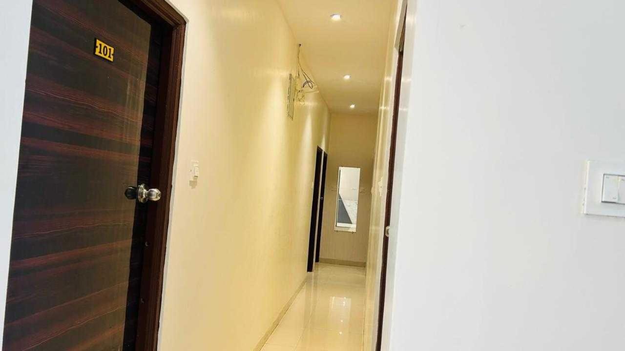 Oyo Hotel Elite Chandrapur Ngoại thất bức ảnh