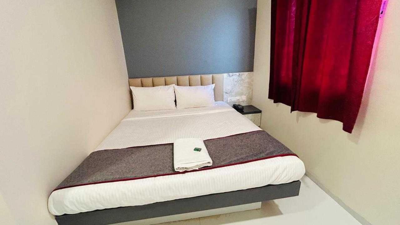 Oyo Hotel Elite Chandrapur Ngoại thất bức ảnh