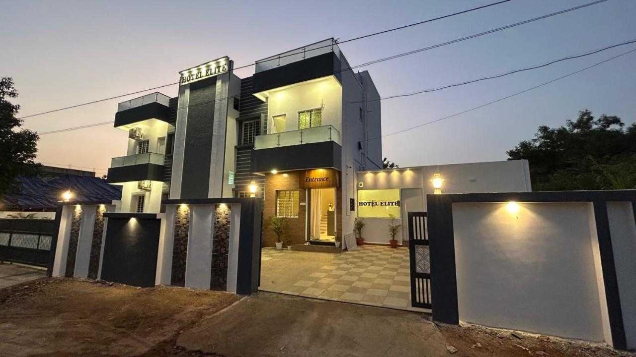 Oyo Hotel Elite Chandrapur Ngoại thất bức ảnh